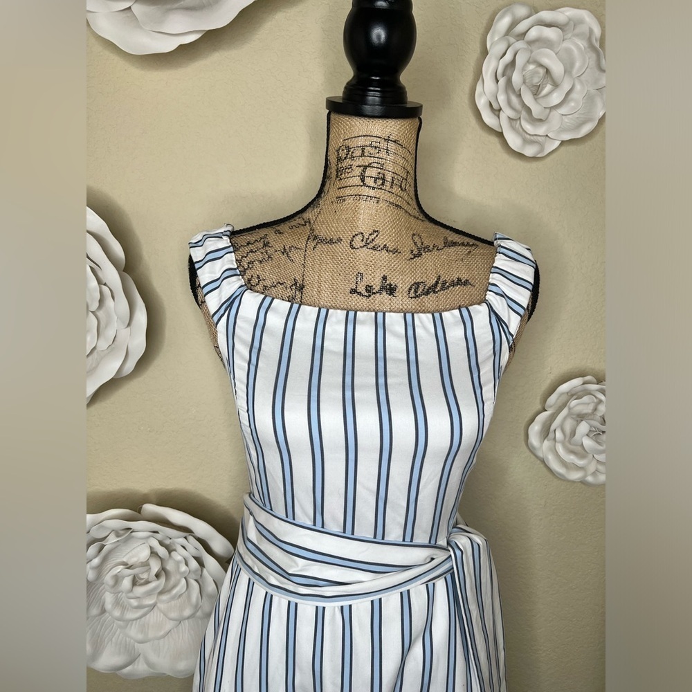 Draper James Off the Shoulder White & Blue Multi Striped Dress Size 0 - Picture 13 of 16